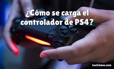 ¿Cómo se carga el controlador de PS4?